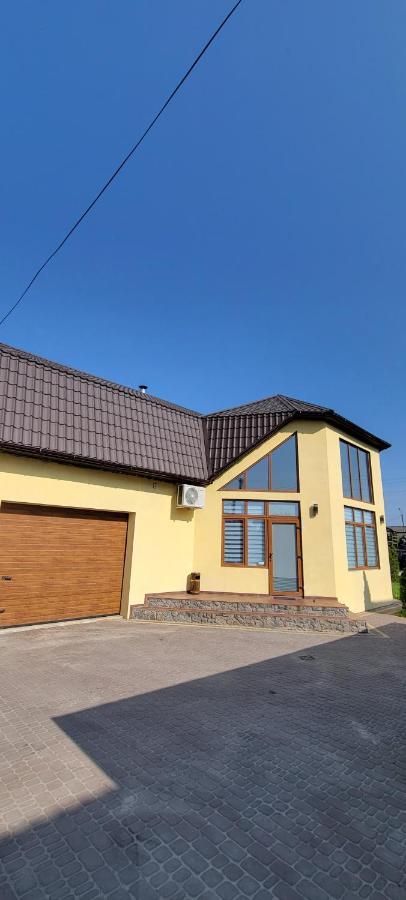 Трушки34 Villa Trushki ภายนอก รูปภาพ
